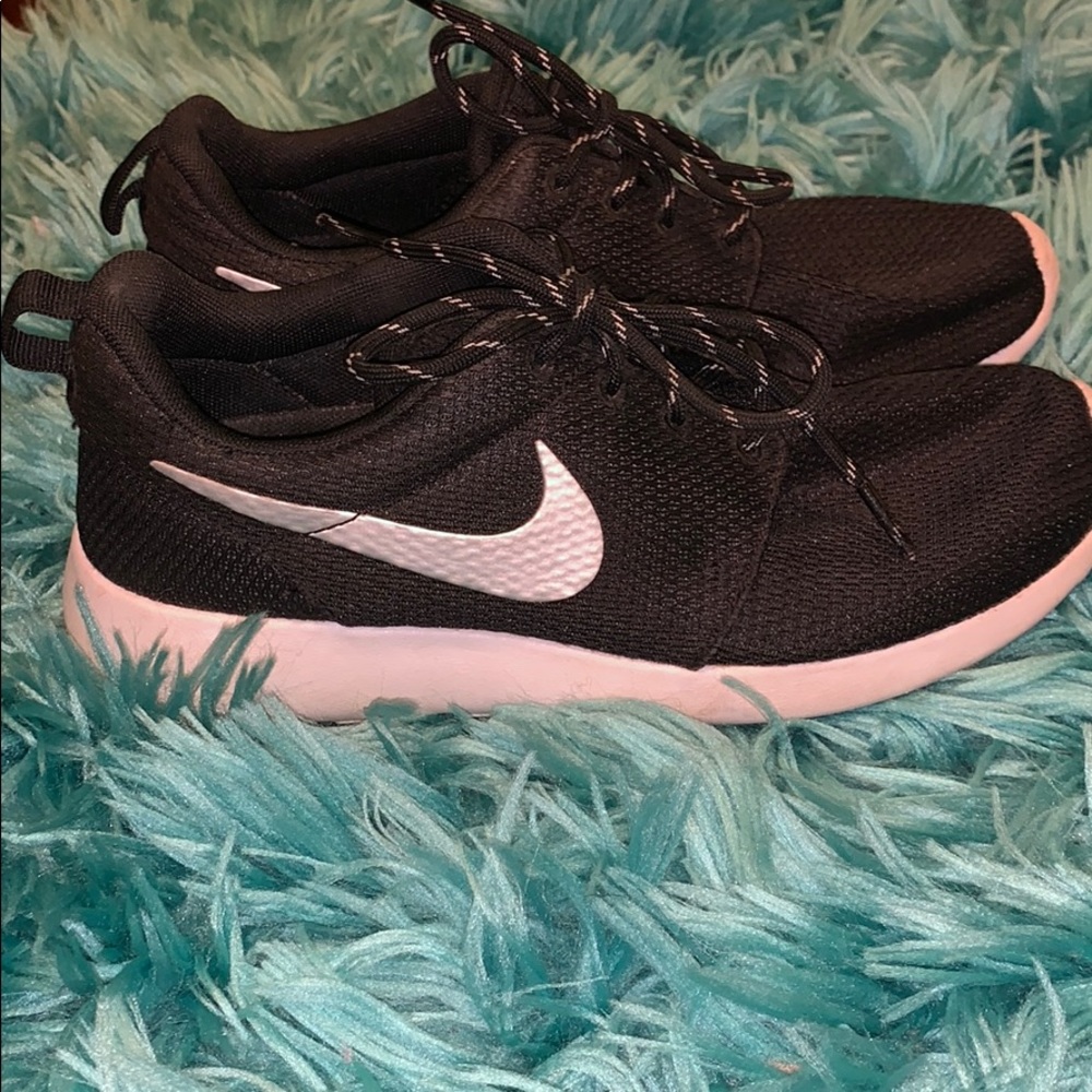 Women’s Nike Roshe